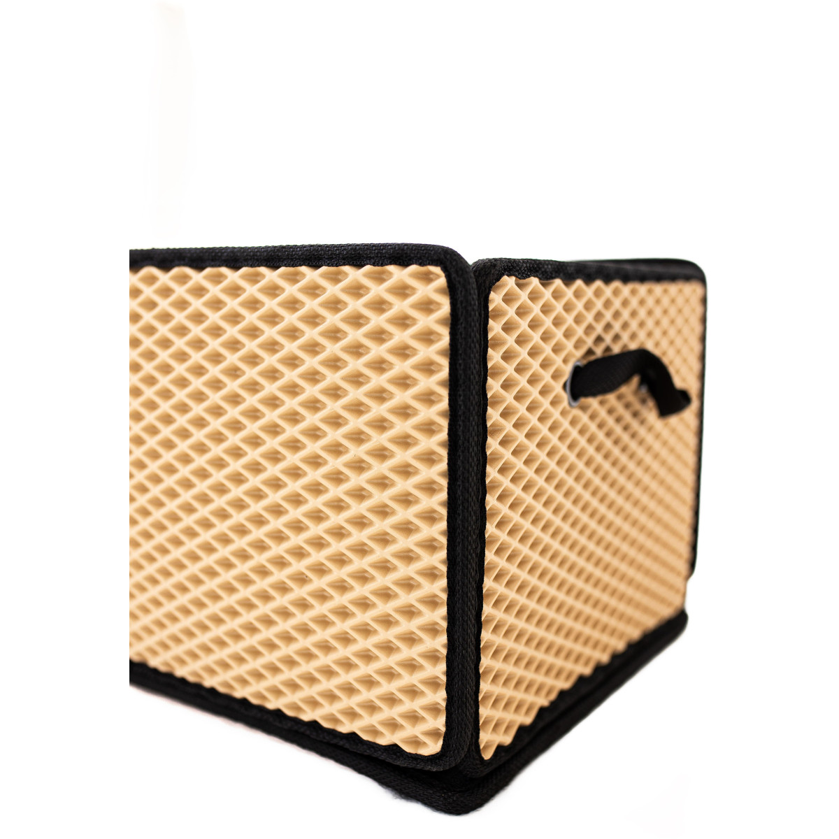 Bagažinės daiktadėžė EVAtech LightBox 33x50x25 cm - smėlio / juodi kraštai Bagažinės daiktadėžė EVAtech LightBox 33x50x25 cm - smėlio / juodi kraštai