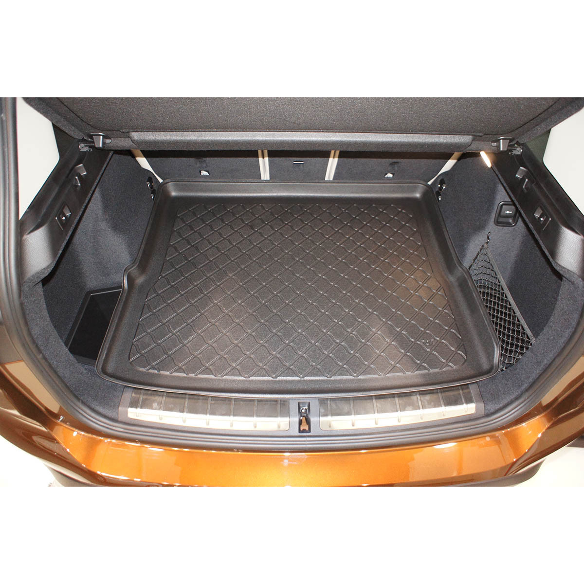 Bagažinės kilimėlis BMW X1 (F48) not for Plug-in Hybrid 2015-2022m. (rear seats are not sliding forward and backward)