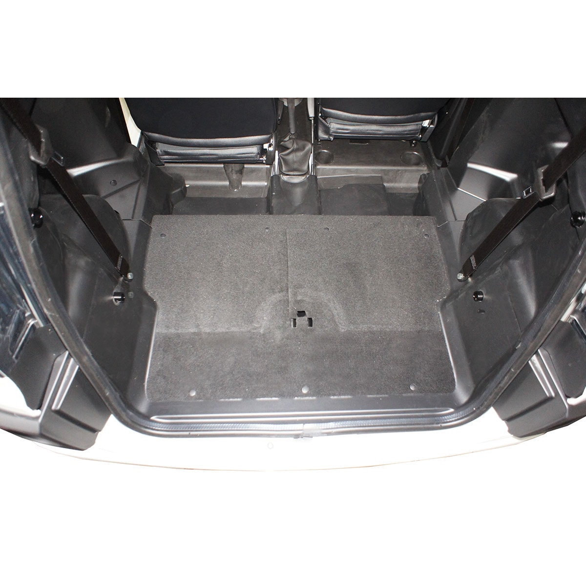 Bagažinės kilimėlis Microcar M.go 3 2015-2017m. (2/4 seats, second row removed)