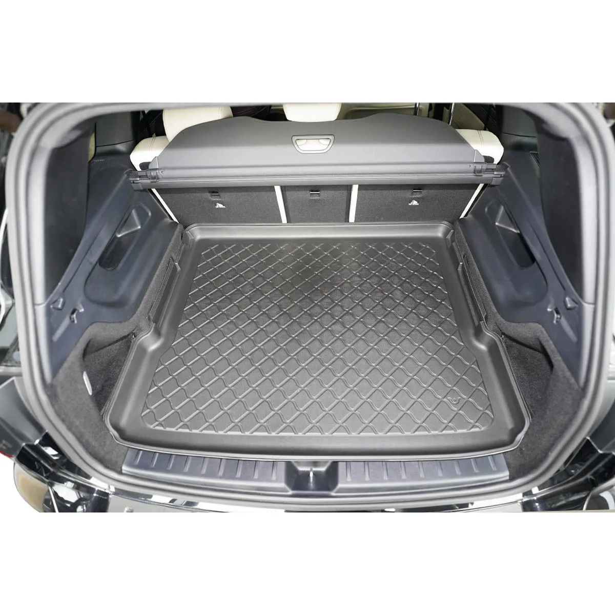 Bagažinės kilimėlis Mercedes GLB X247 nuo 2019m. (5/7 vietų / viršutinės bagažinės dalis / 3rd row lowered) Bagažinės kilimėlis Mercedes GLB X247 nuo 2019m. (5/7 vietų / viršutinės bagažinės dalis / 3rd row lowered)