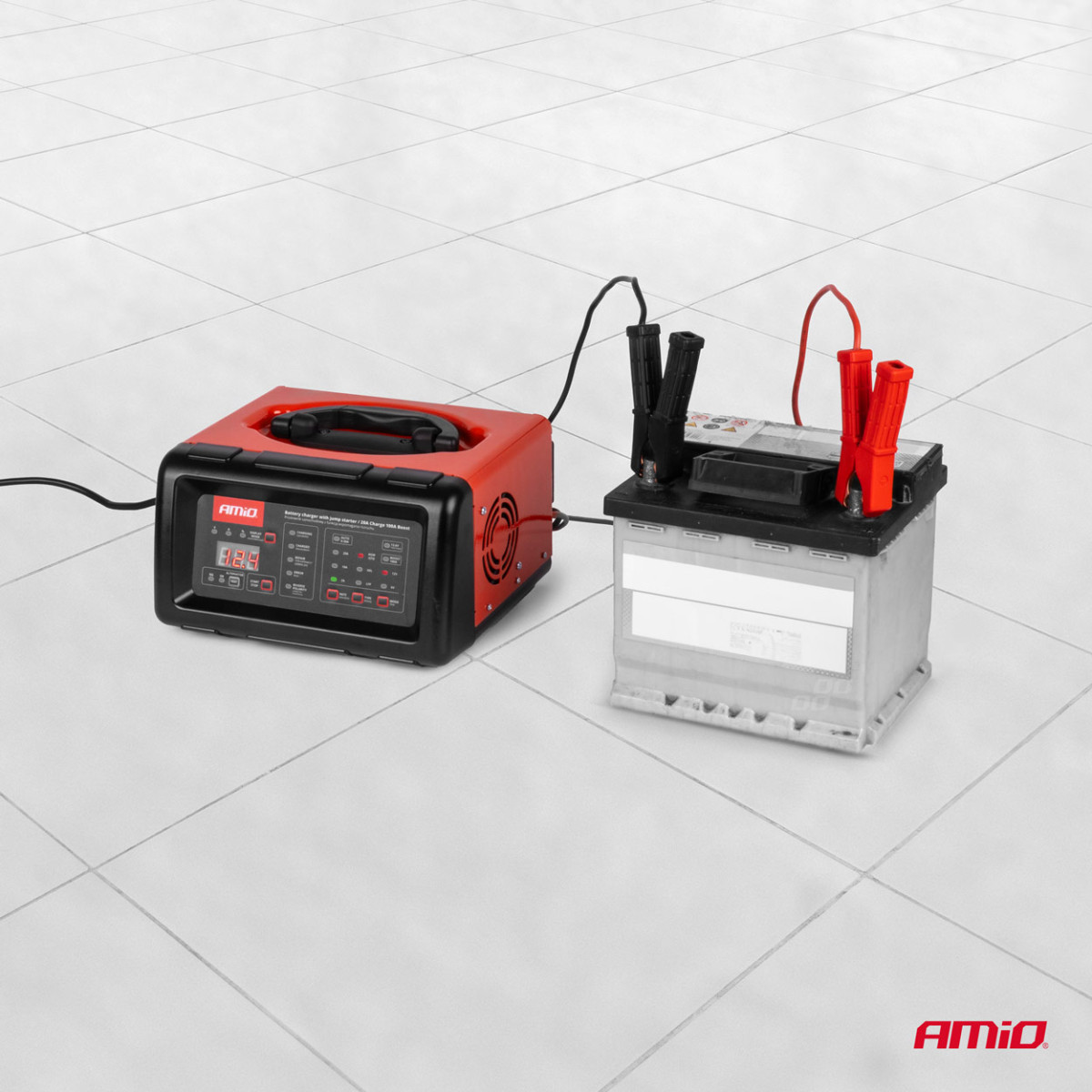 Akumuliatoriaus įkroviklis su užvedimo funkcija 6V / 12V, 20A, AMIO-04057