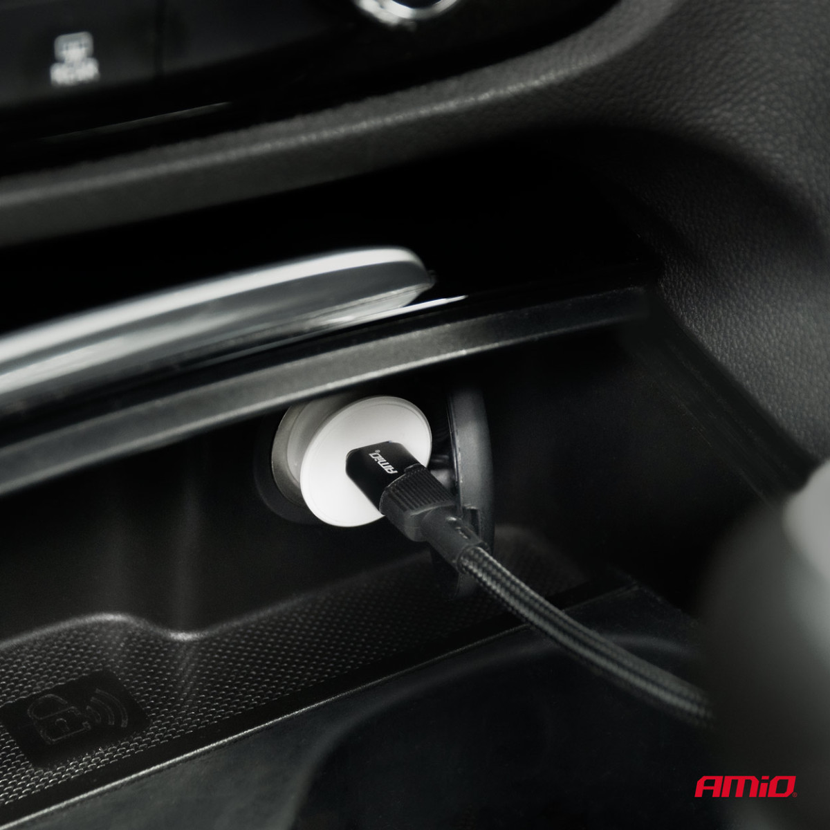 Automobilinis įkroviklis 20W 12/24V AMiO-03876