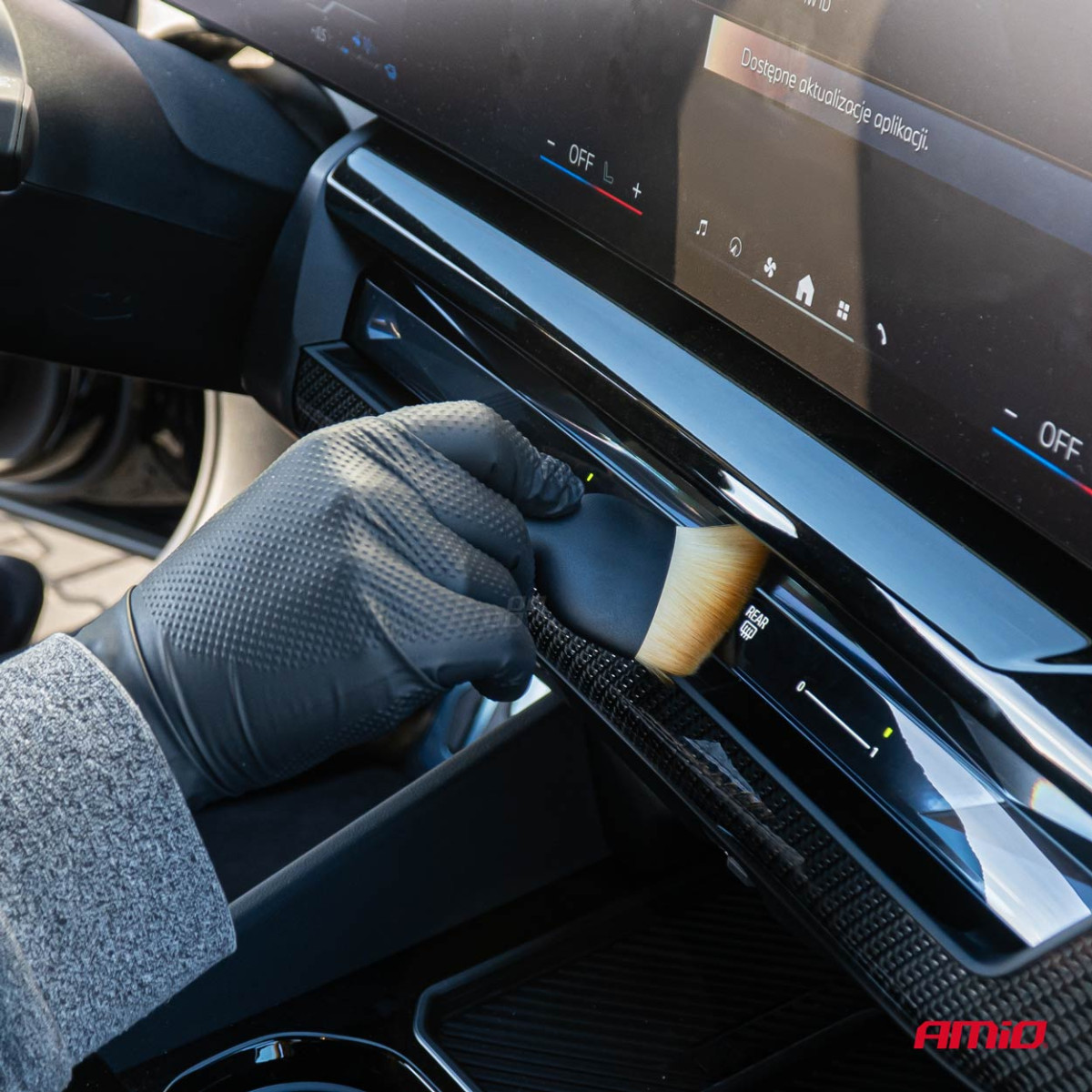 Automobilių detalių valymo šepetys, 1 vnt. AMIO-04334