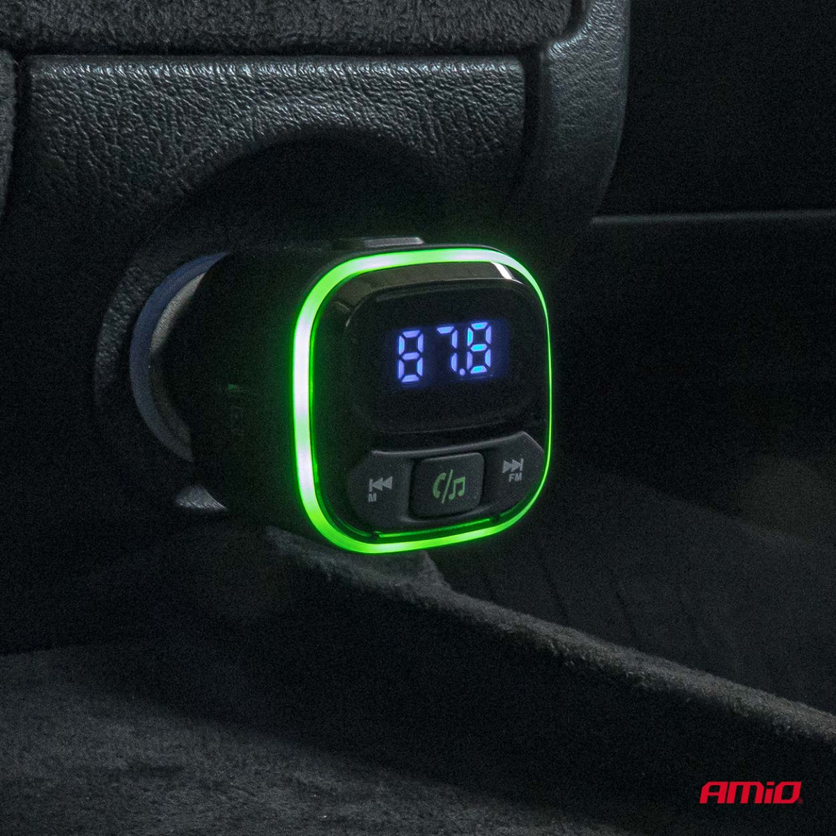 Automobilinis FM siųstuvas, 1×USB-A 2×USB-C 12V 24V AMIO-04651