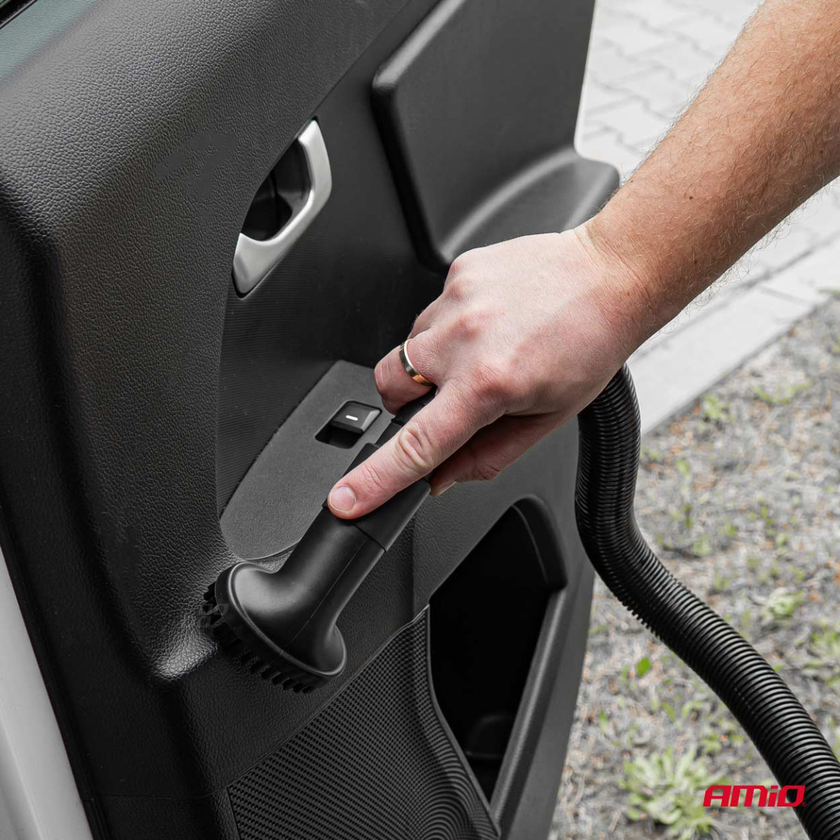 Automobilinis dulkių siurblys 12 V, 60 W, su HEPA filtru, 5kPa AMIO-03691