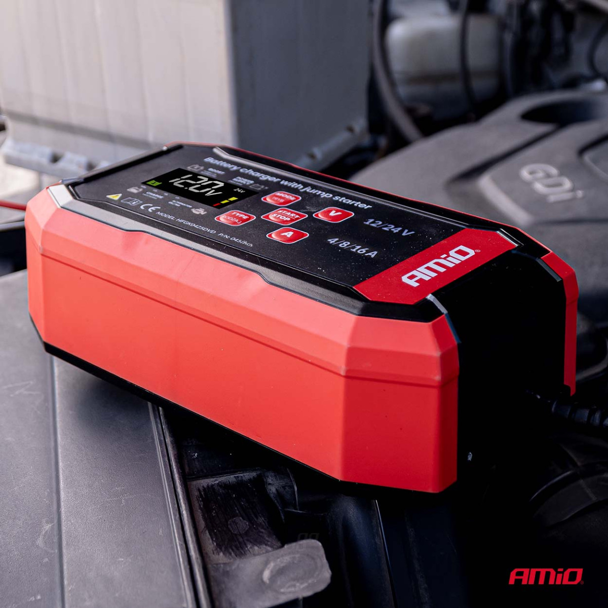 Akumuliatoriaus įkroviklis su užvedimo funkcija AGM/GEL/STD/LiFePo4 MAX 16A 12/24V PRO AMIO-04529