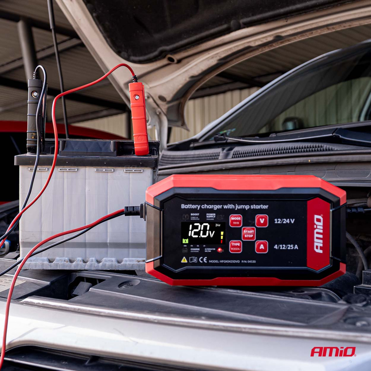 Akumuliatoriaus įkroviklis su užvedimo funkcija AGM/GEL/STD/LiFePo4 MAX 25A 12/24V PRO AMIO-04530