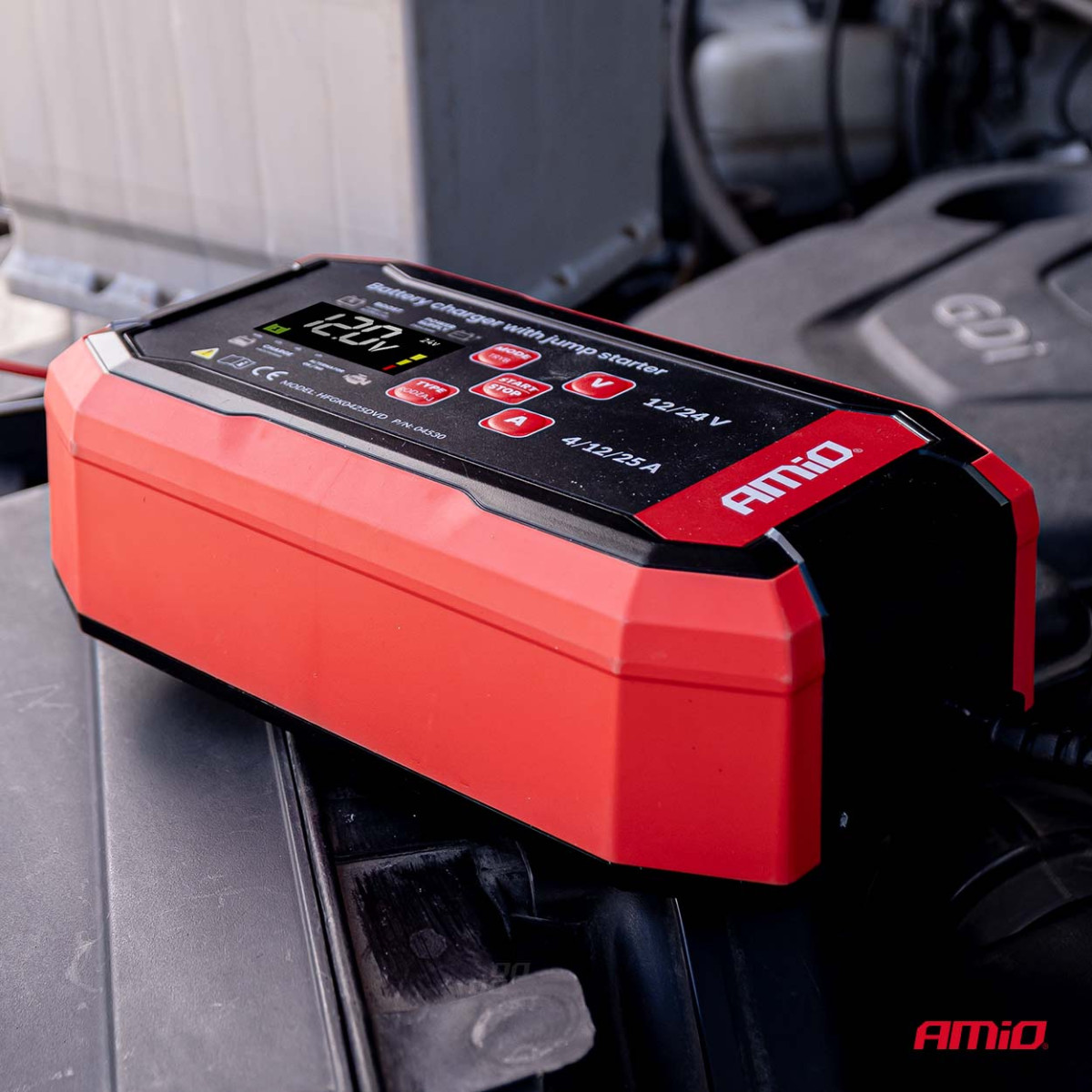 Akumuliatoriaus įkroviklis su užvedimo funkcija AGM/GEL/STD/LiFePo4 MAX 25A 12/24V PRO AMIO-04530