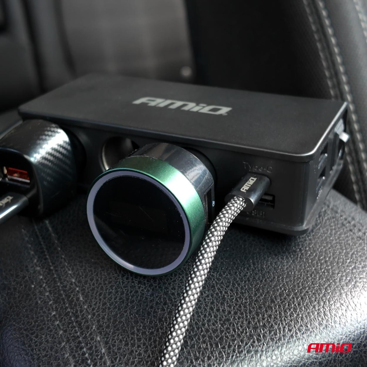 Lizdo skirstytuvas 12/24V su 3x USB-A, USB-C, QC3.0, PD3.0 148W AMIO-04836