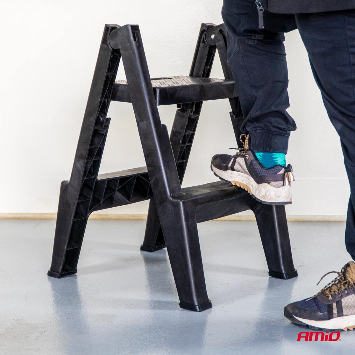 Sulankstomos kopėčios 51,5cm 150kg AMIO-04267