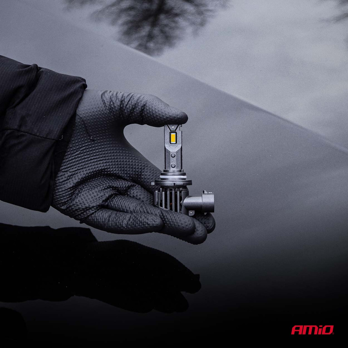 LED žibintų lemputės F25 SILVER FULL CANBUS HB3 9005 52W 12V 24V AMIO-04706