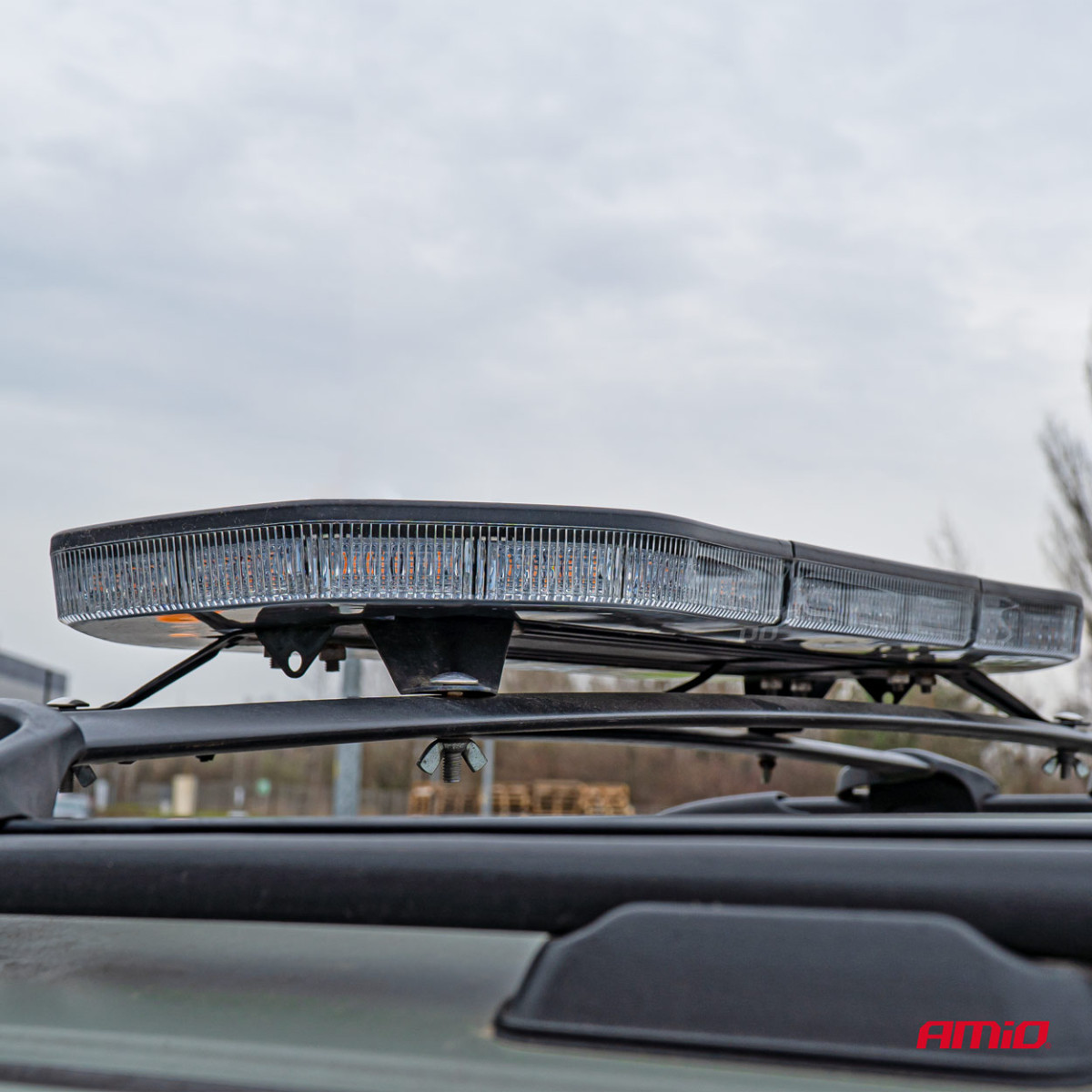 LED įspėjamasis žibintas 132 LED 965mm AMIO-03343