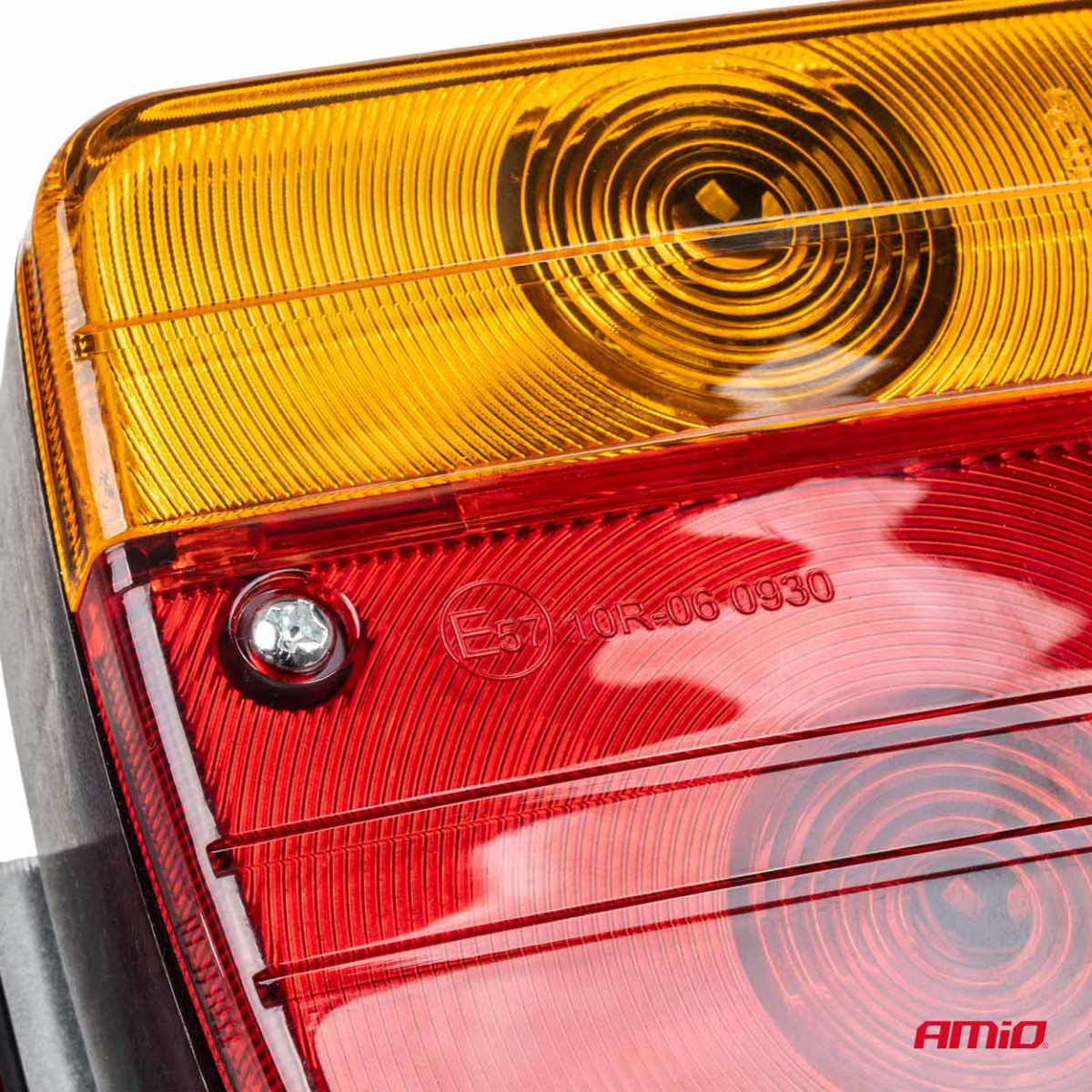 Magnetiniai priekabos žibintai, su trikampiu