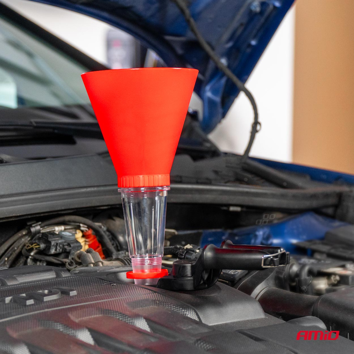 Variklio alyvos piltuvėlis su laikikliu 125 mm AMIO-03278