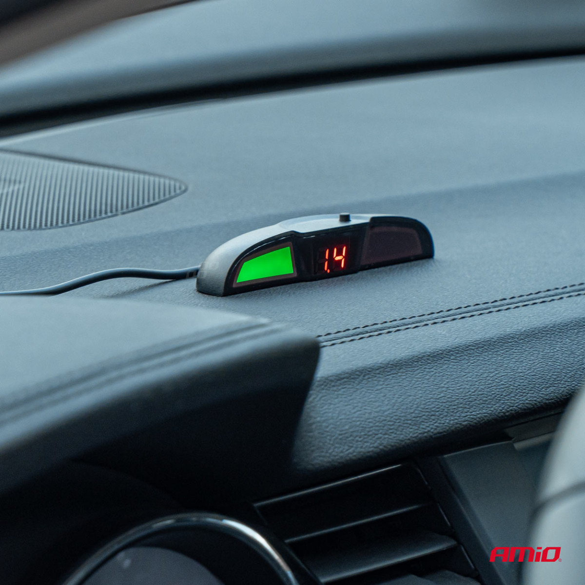 Parkavimo pagalbos sistema LED COB, 4 juodi jutikliai 19 mm, sunkvežimiams AMIO-02286