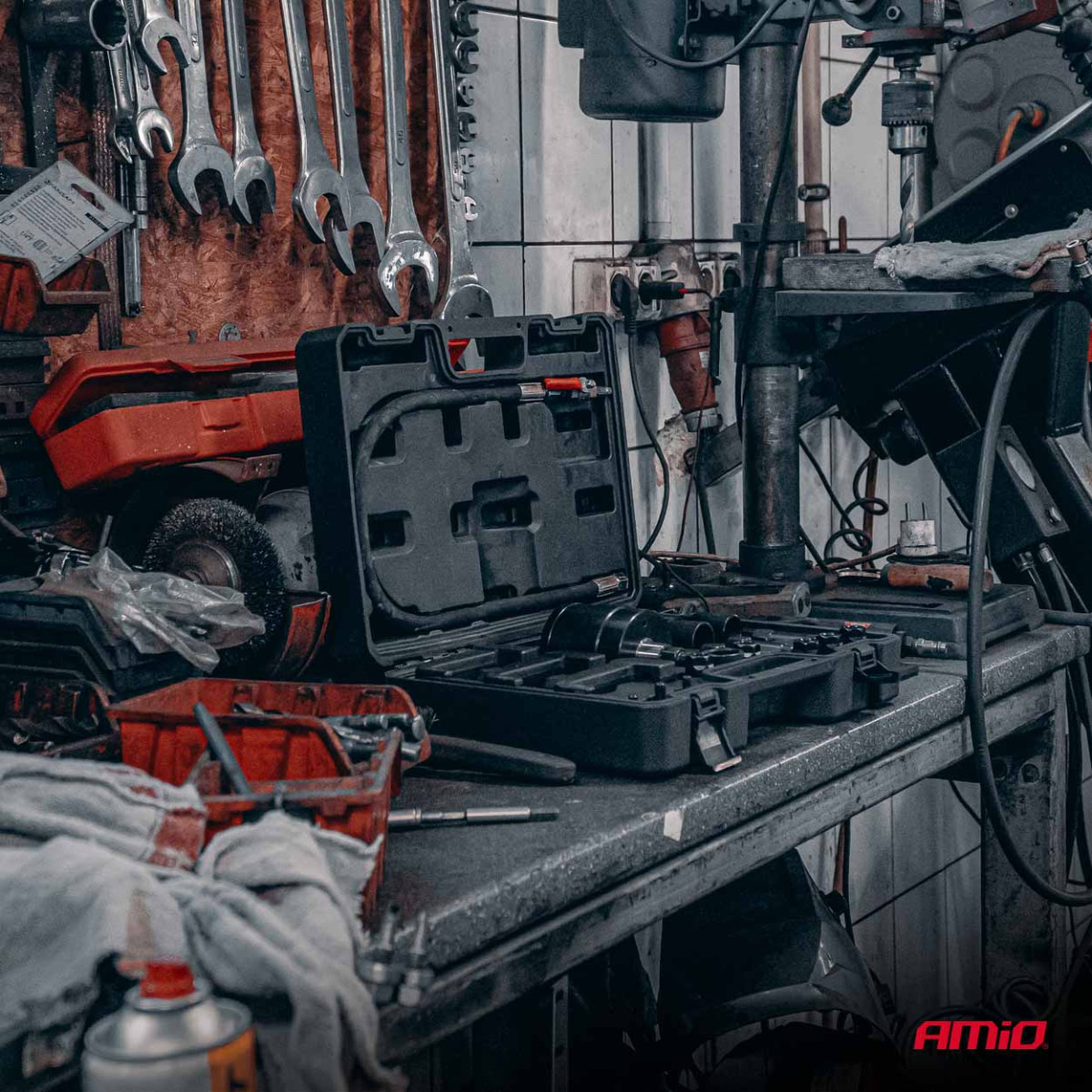 Pneumatinis dyzelinių purkštukų ištraukimo komplektas, 24 vnt. AMIO-04775