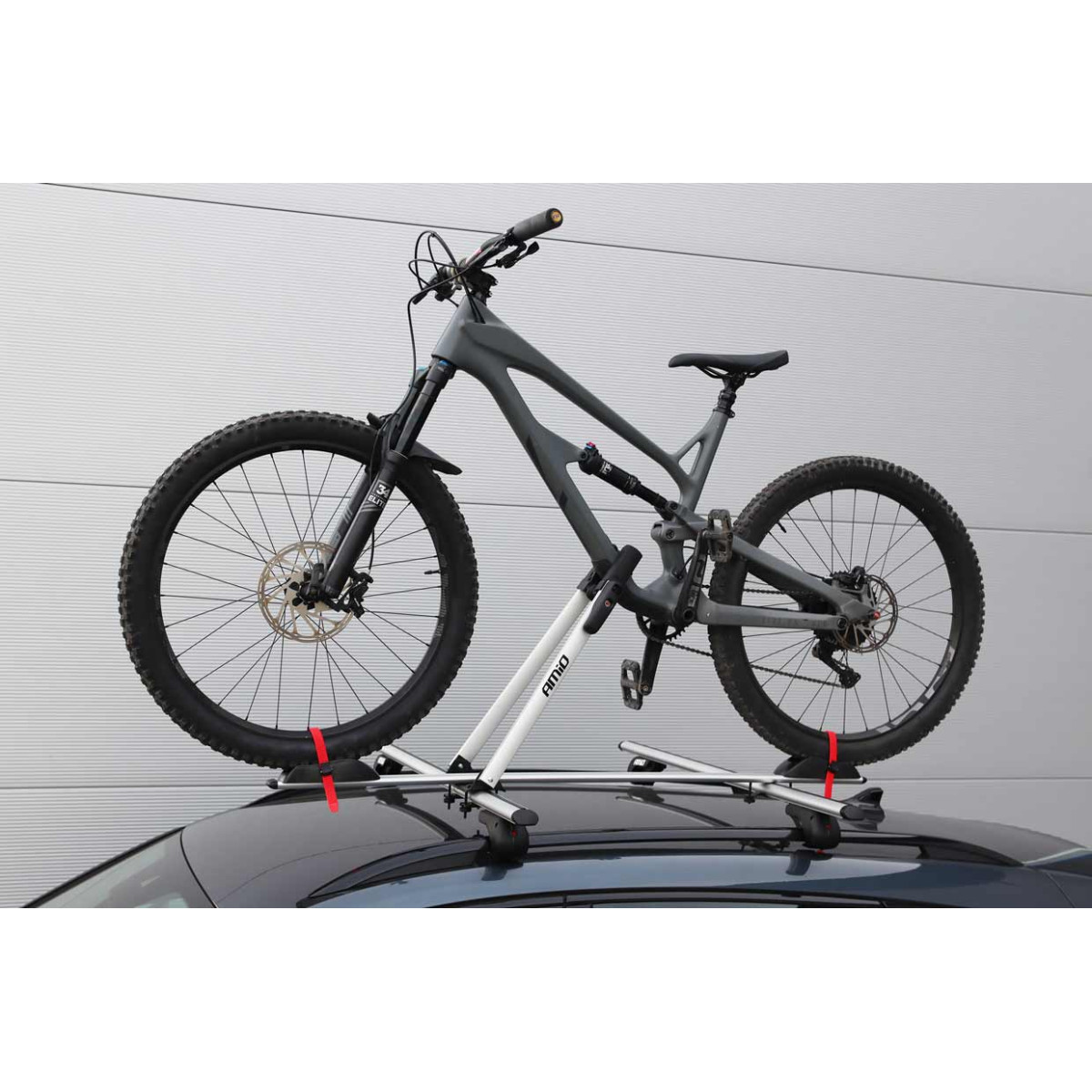 Automobilinis dviračių laikiklis ant stogo, aliuminis RBR-02 AMiO-02589