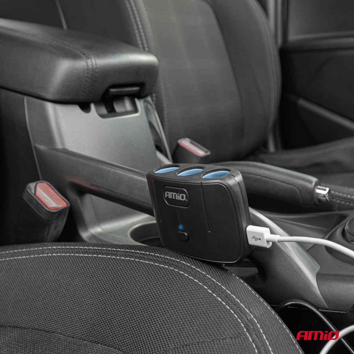 Trijų lizdų prailgintojas su įkrovikliu ir ON/OFF mygtuku 2x USB-A 12/24V 100W 70 cm AMIO-04362