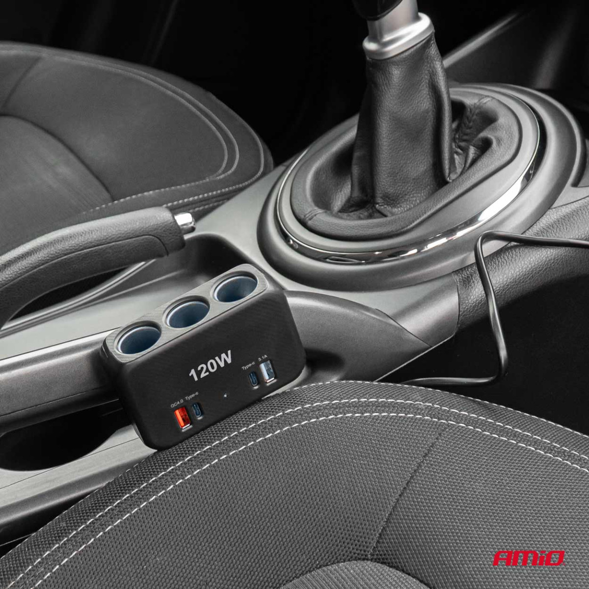 Trijų lizdų prailgintojas su įkrovikliu ir skaitmeniniu ekranu 2x USB-A + 1x USB-C QC 4.0 12/24V 120W 80 cm AMIO-04366