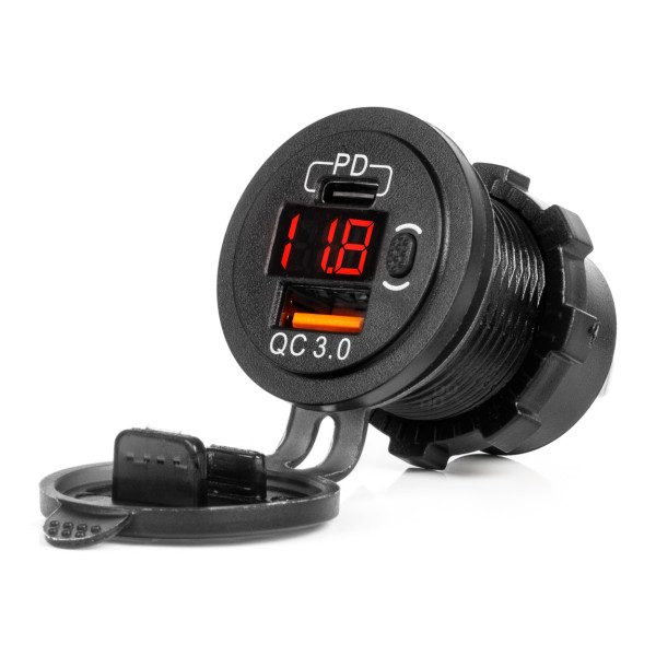 Vandeniui atsparus telefono įkroviklis su skaitmeniniu voltmetru ir raudonu LED indikatoriumi, USB + USB-C QC3.0 12/24V AMIO-04222
